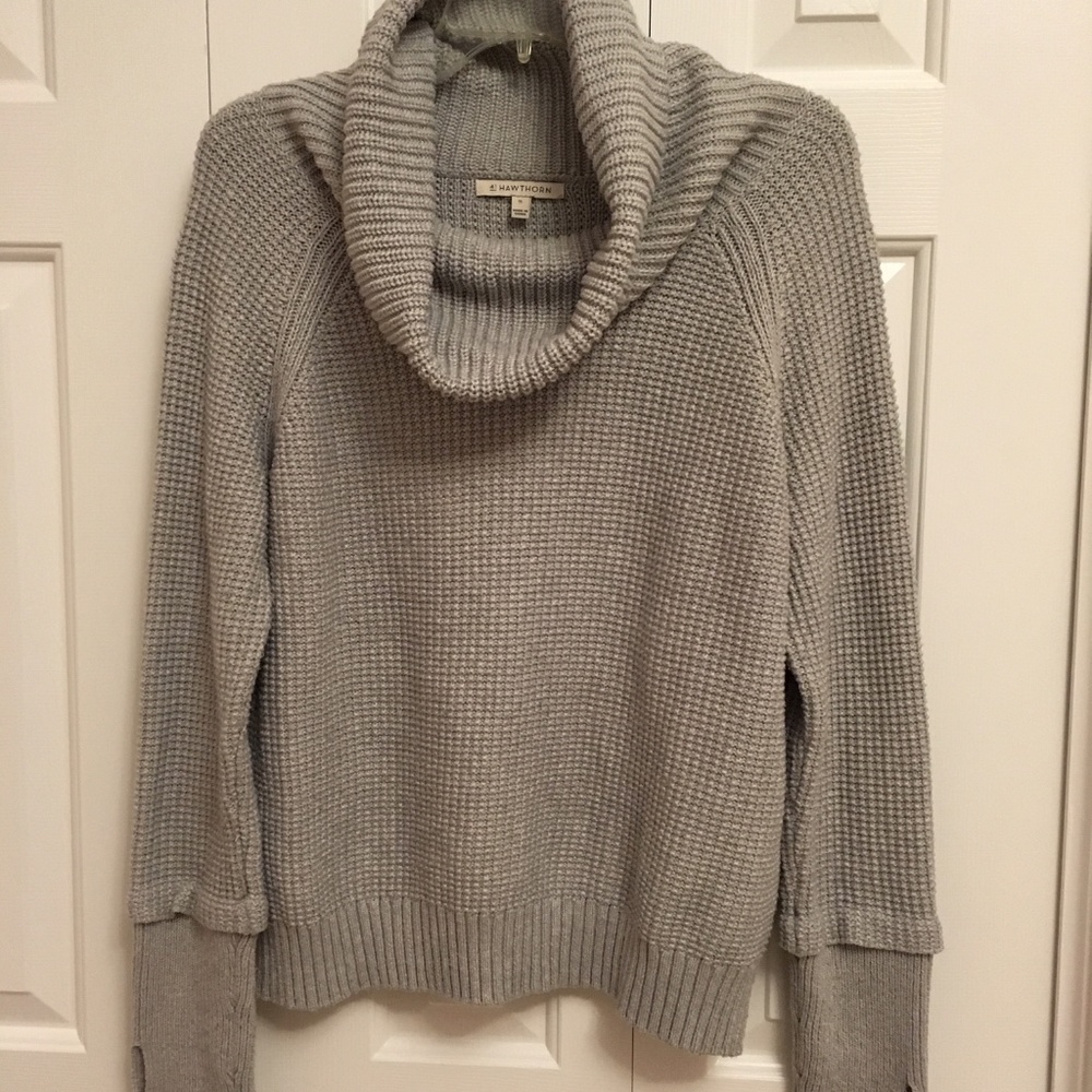 41 Hawthorn gray cowl neck sweater w/thumb hole XL